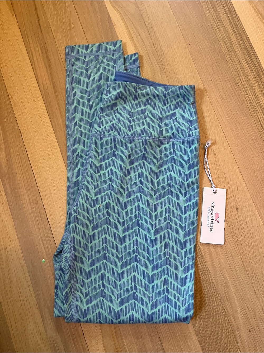 Vineyard Vines woman's  Teal & blue Chevron leggings NWT
